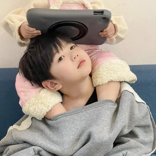 Avatar bàn tay em bé mang lại sự gần gũi và đáng yêu