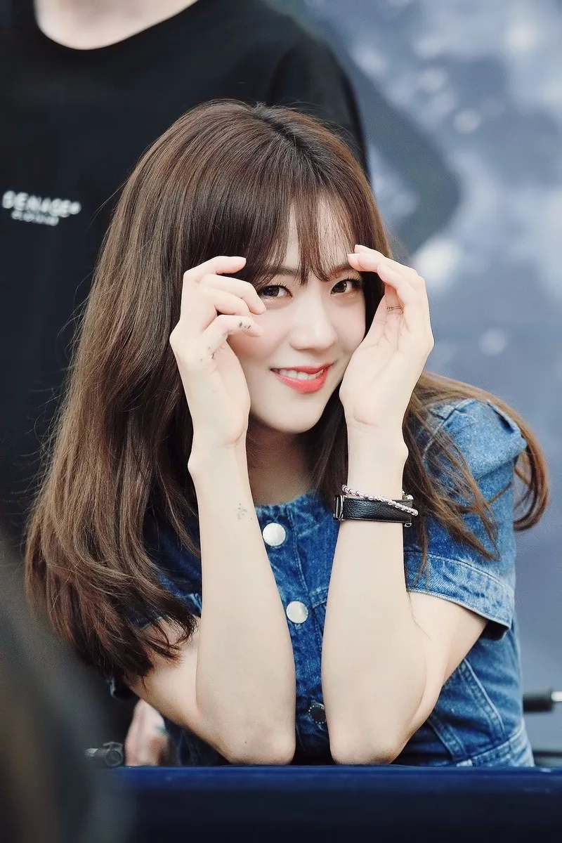 Ảnh blackpink meme sáng tạo, thu hút sự chú ý của fan.