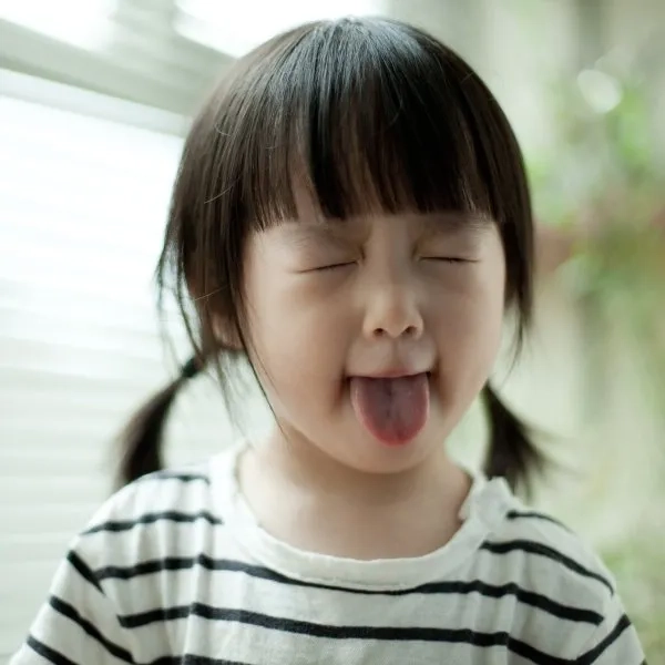 Avt em bé cute giúp hồ sơ của bạn thêm nổi bật