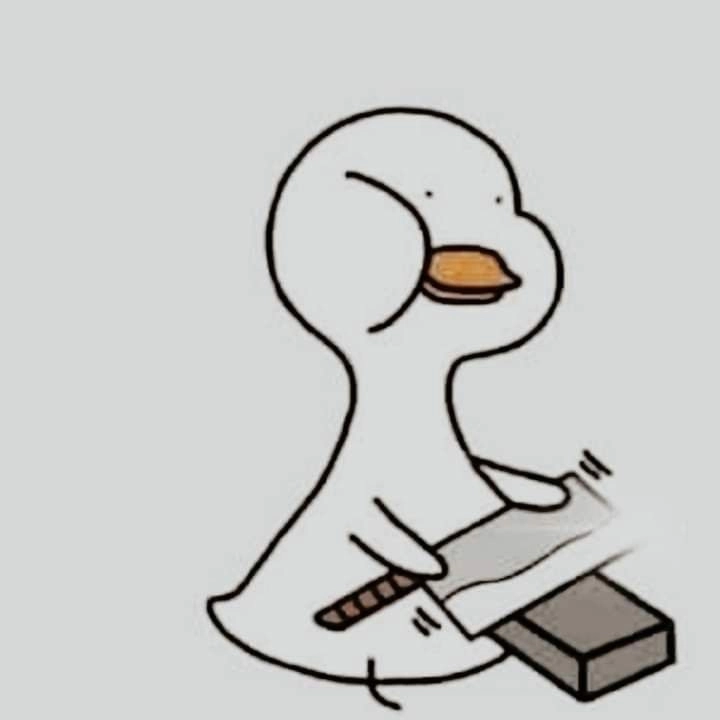 Meme tay cầm súng chắc chắn sẽ tạo nên một ấn tượng mạnh mẽ và hài hước.