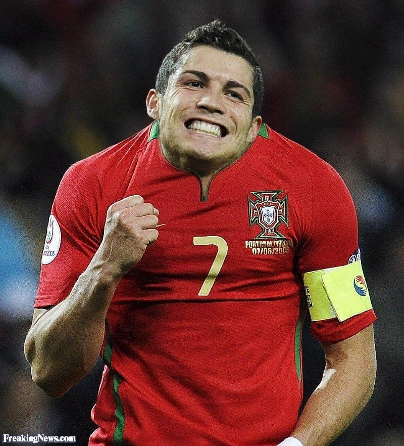 Siu ronaldo meme là một trong những biểu tượng thể hiện sự tự hào và phấn khích.