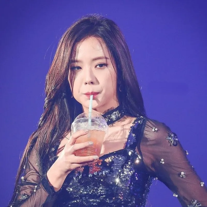 Are you jennie from blackpink meme ngộ nghĩnh và sáng tạo.
