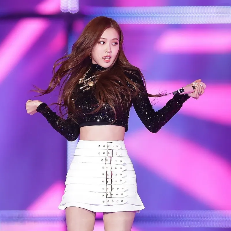 Bts and blackpink meme kết hợp hài hước, gây cười thú vị.