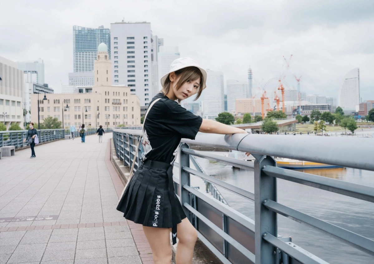 Mei Dong Miao da trắng mịn sexy cuồng nhiệt