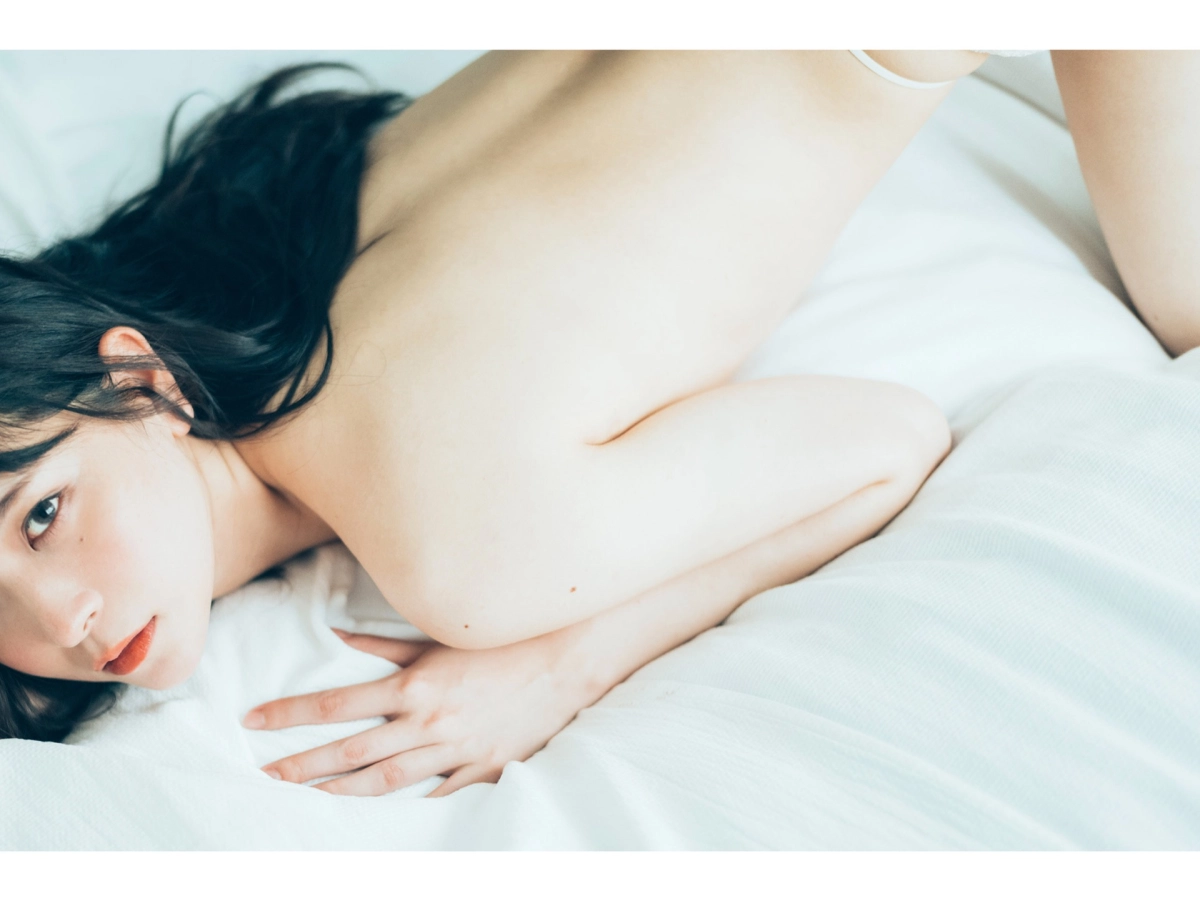 Neat môi căng ướt sexy chết người